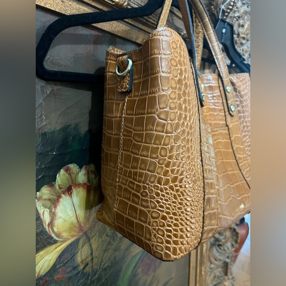 Patricia Nash Darby Croc Embossed Leather Tote Bag - Picture 5 of 12